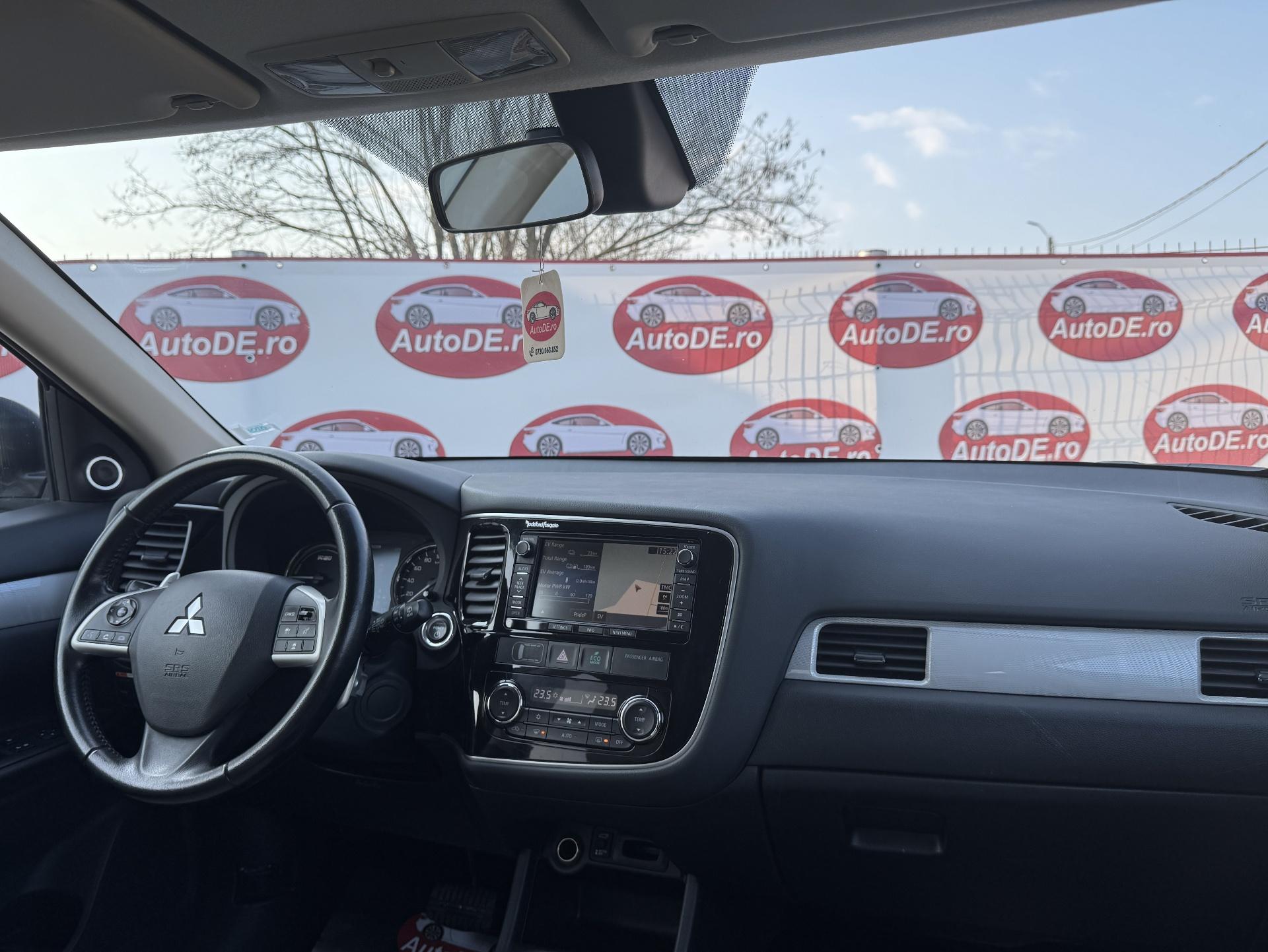 Mitsubishi-Outlander