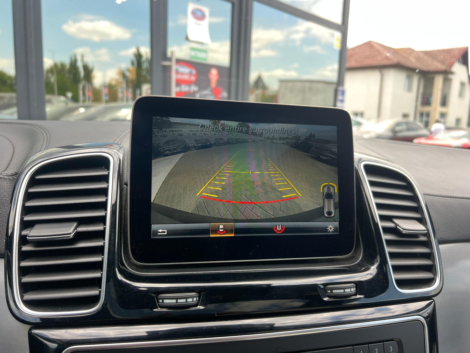 Mercedes-Benz-GLE