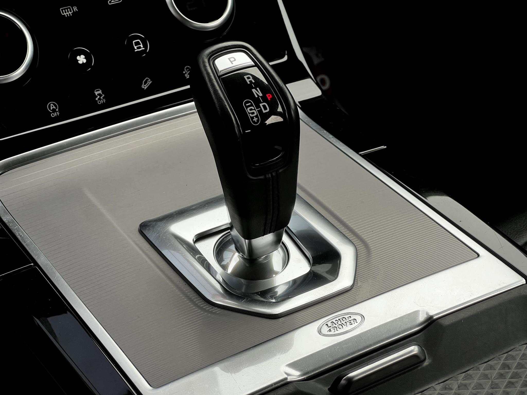 Land Rover-Range Rover Evoque