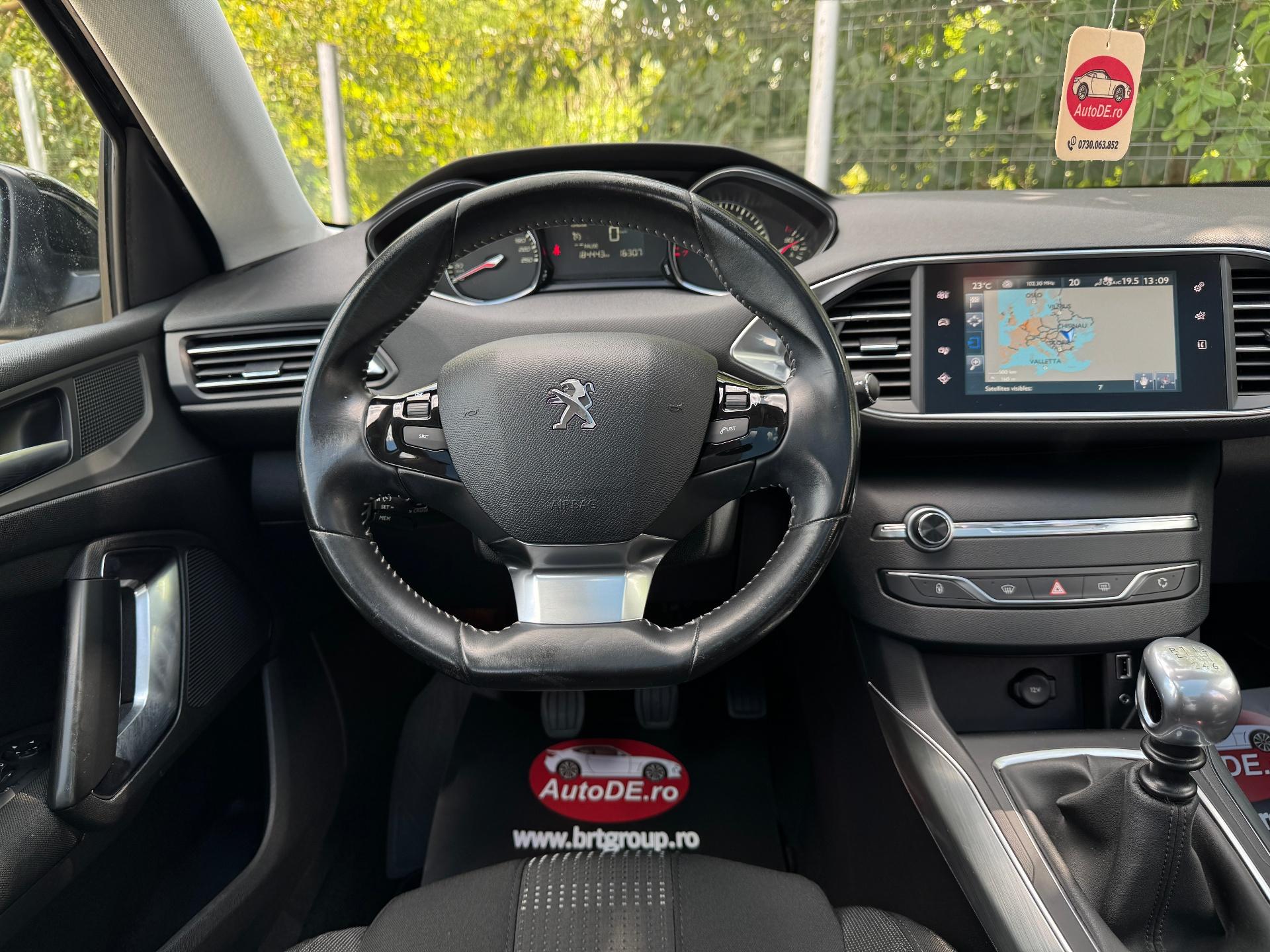 Peugeot-308