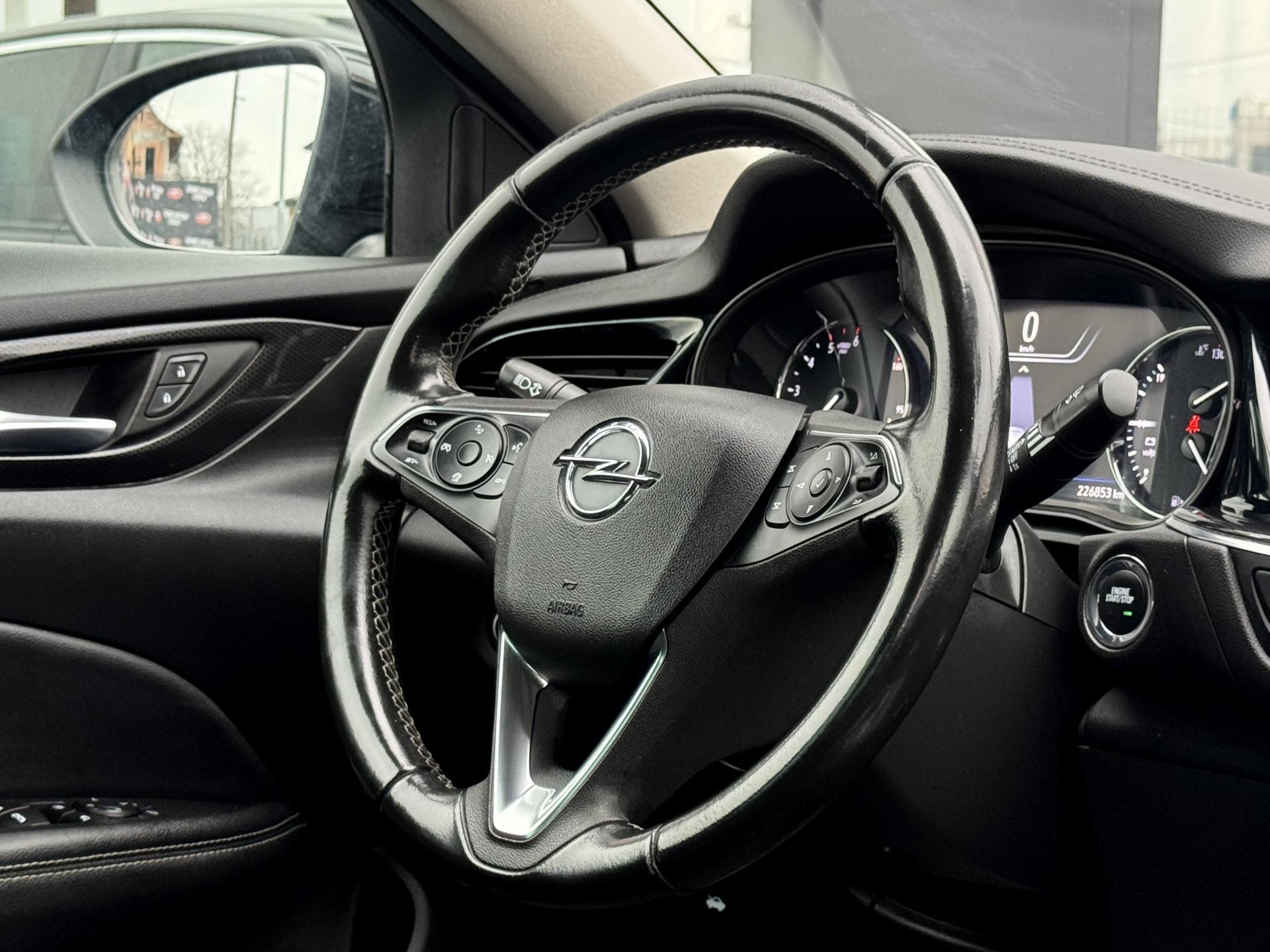 Opel-Insignia
