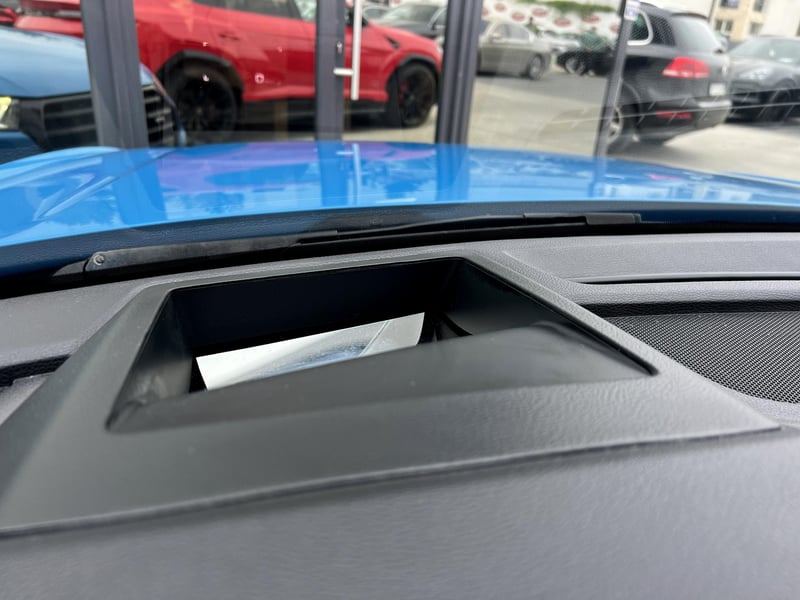 Car Thumb