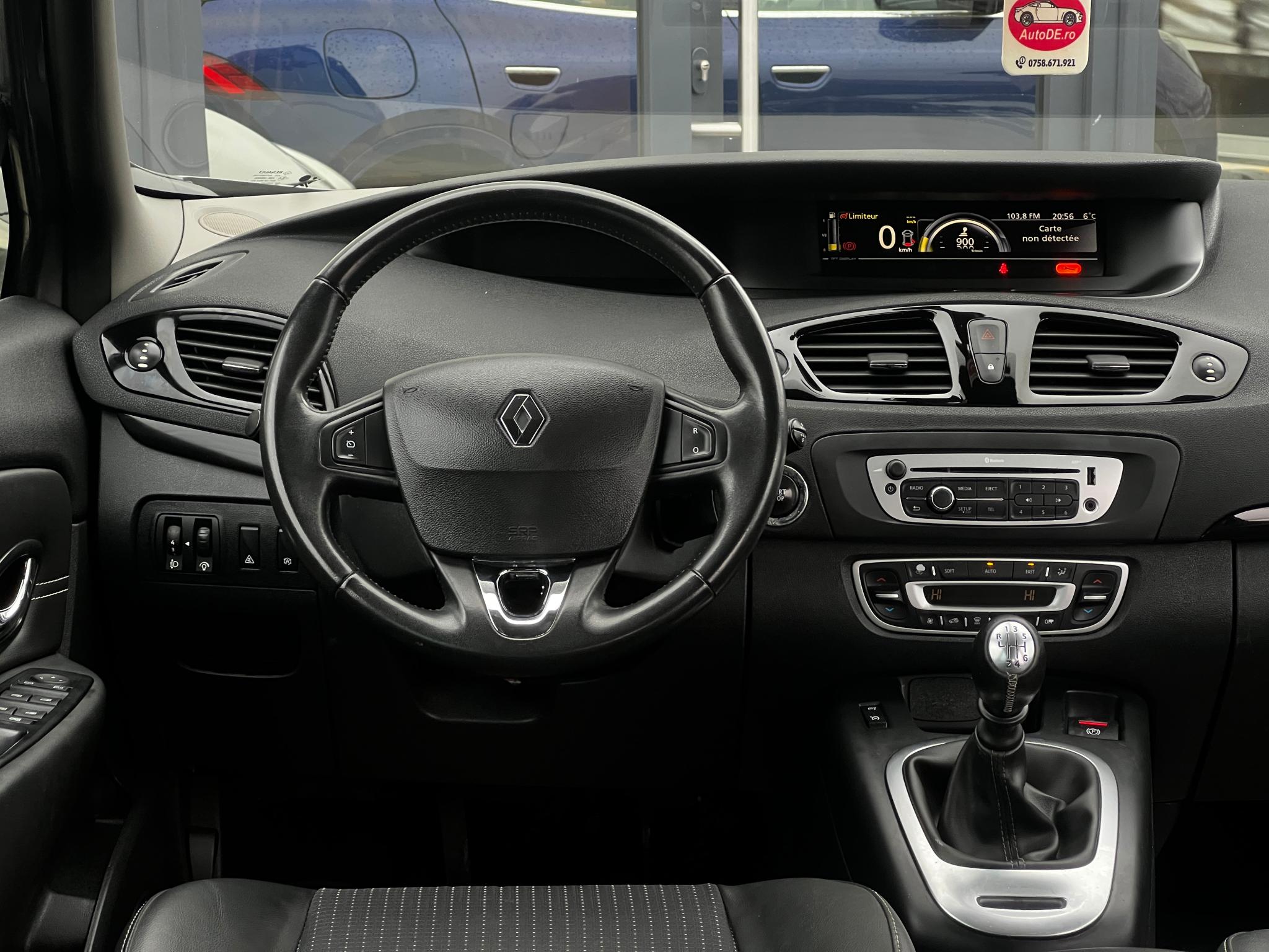 Renault-Scenic