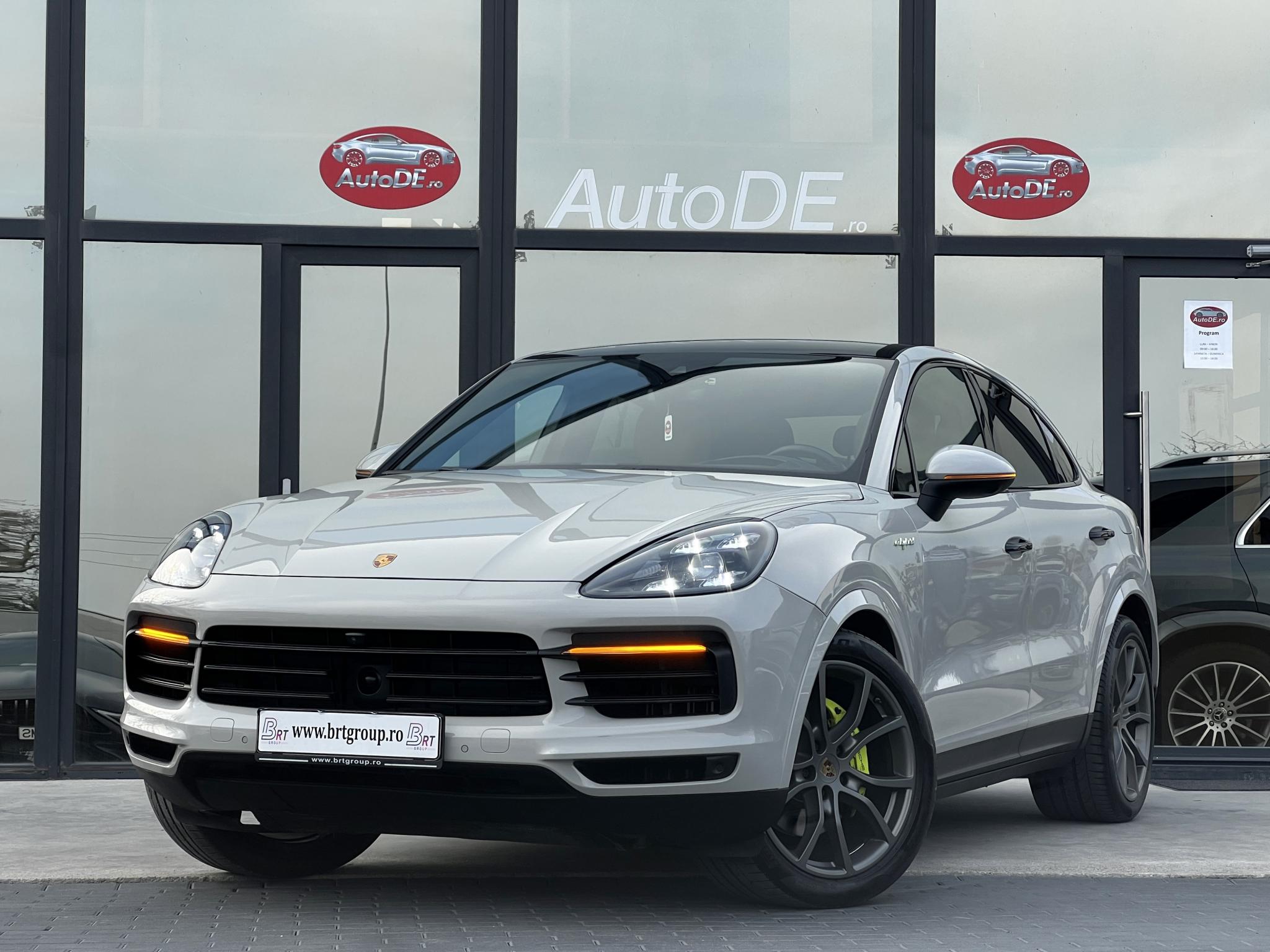 Porsche-Cayenne