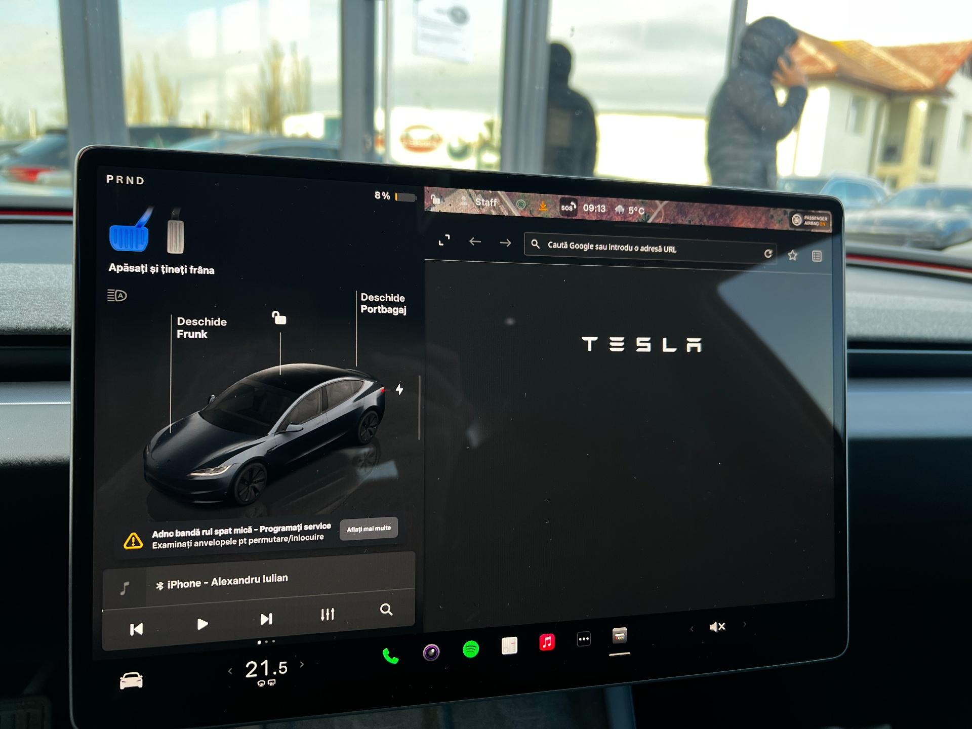 Tesla-Model 3