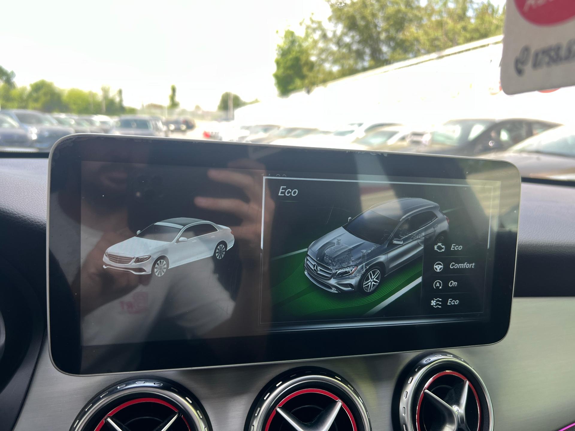 Mercedes-Benz-GLA