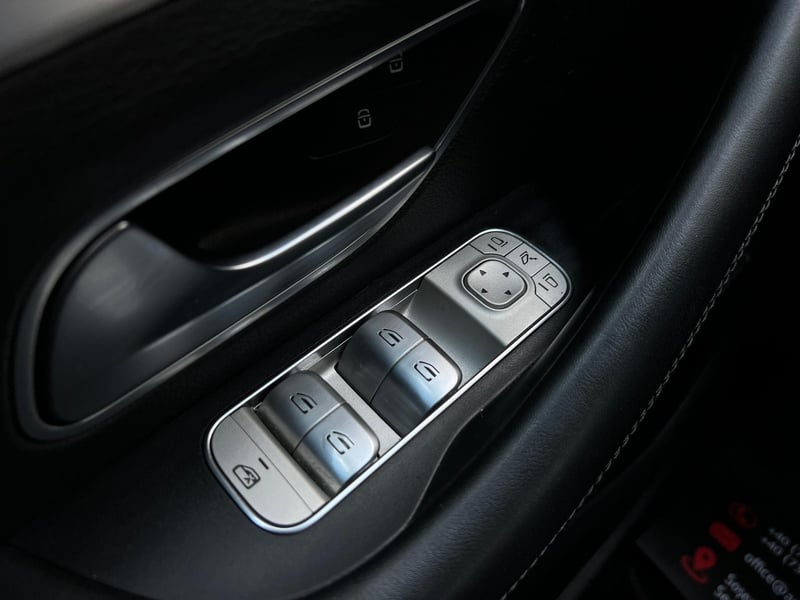 Car Thumb