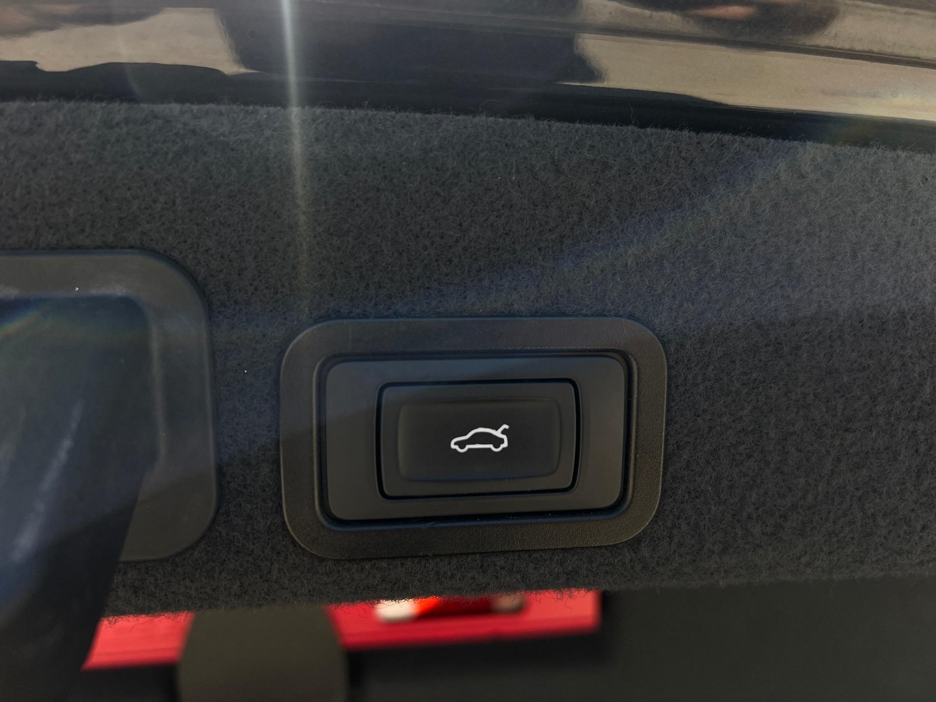 Audi-A6