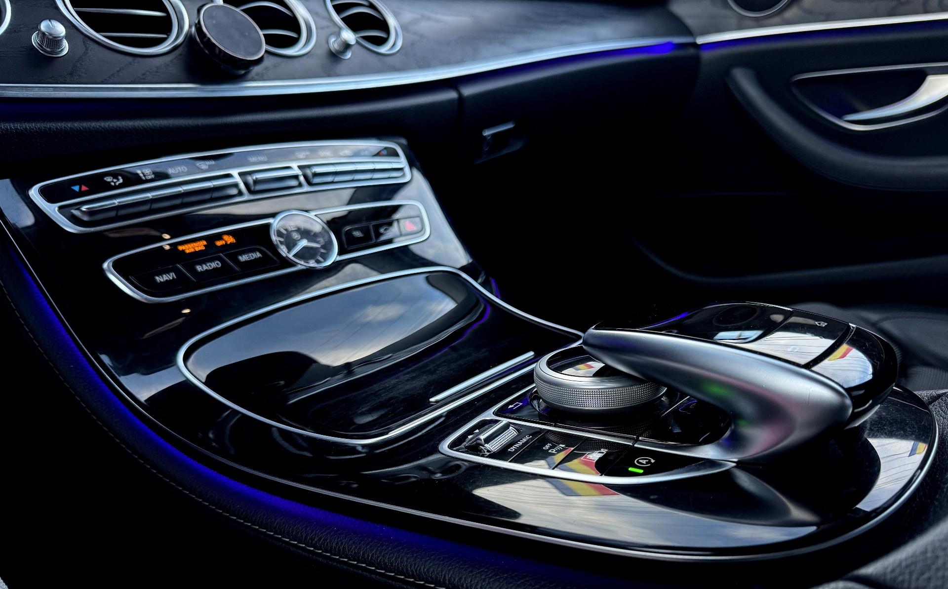 Mercedes-Benz-E