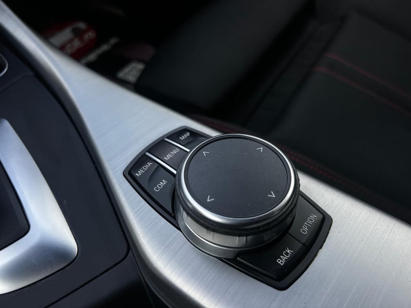 Car Thumb