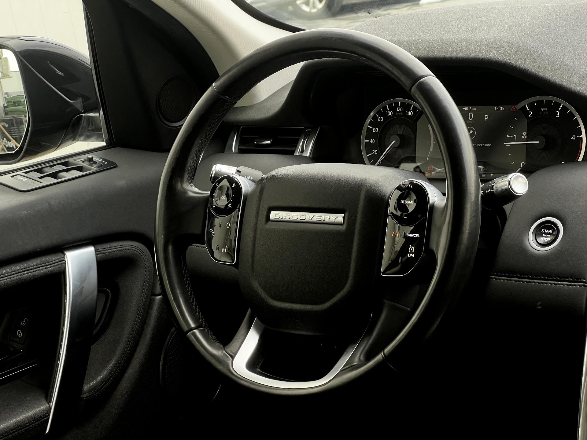 Land Rover-Discovery Sport