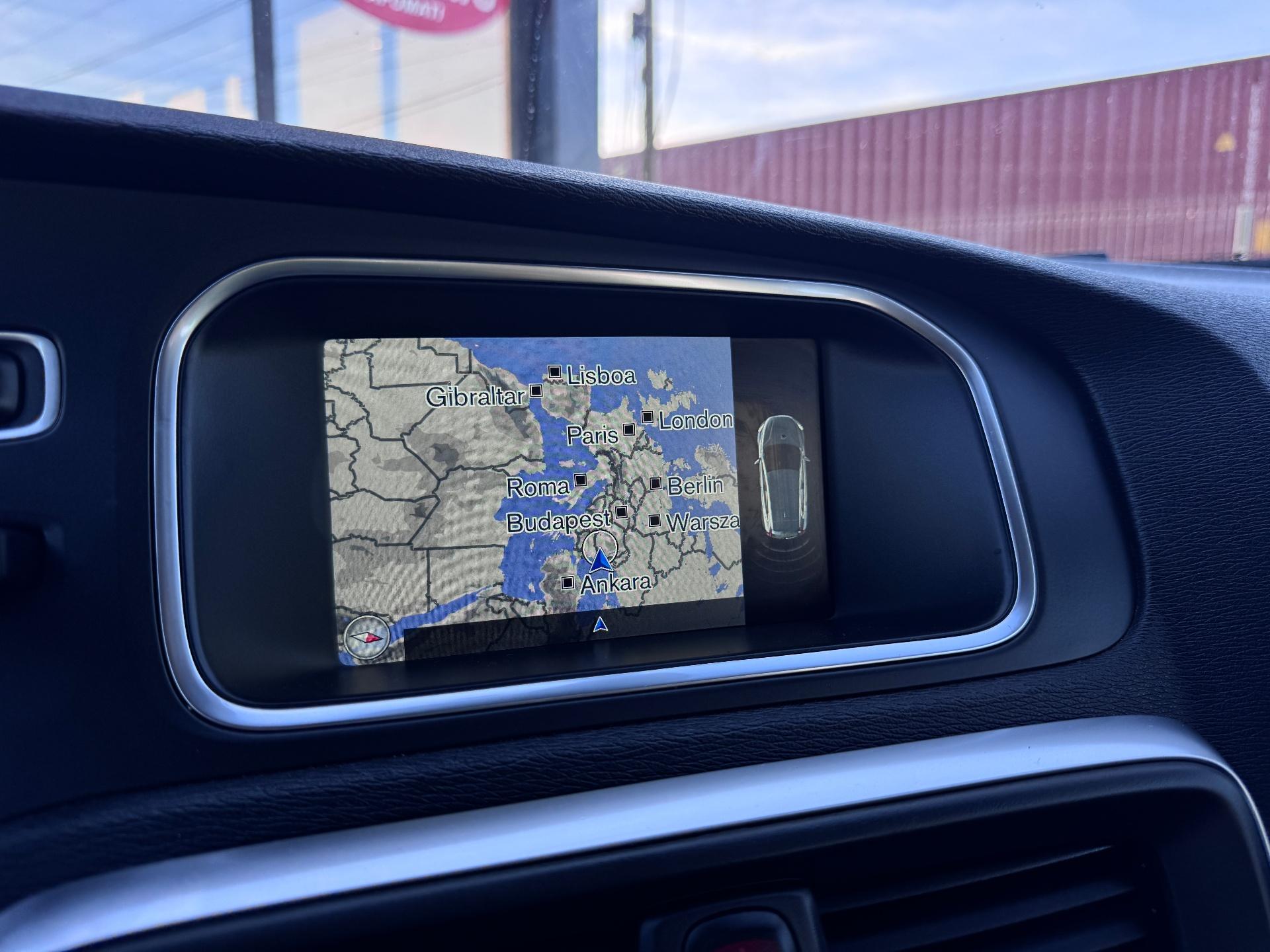Volvo-V40