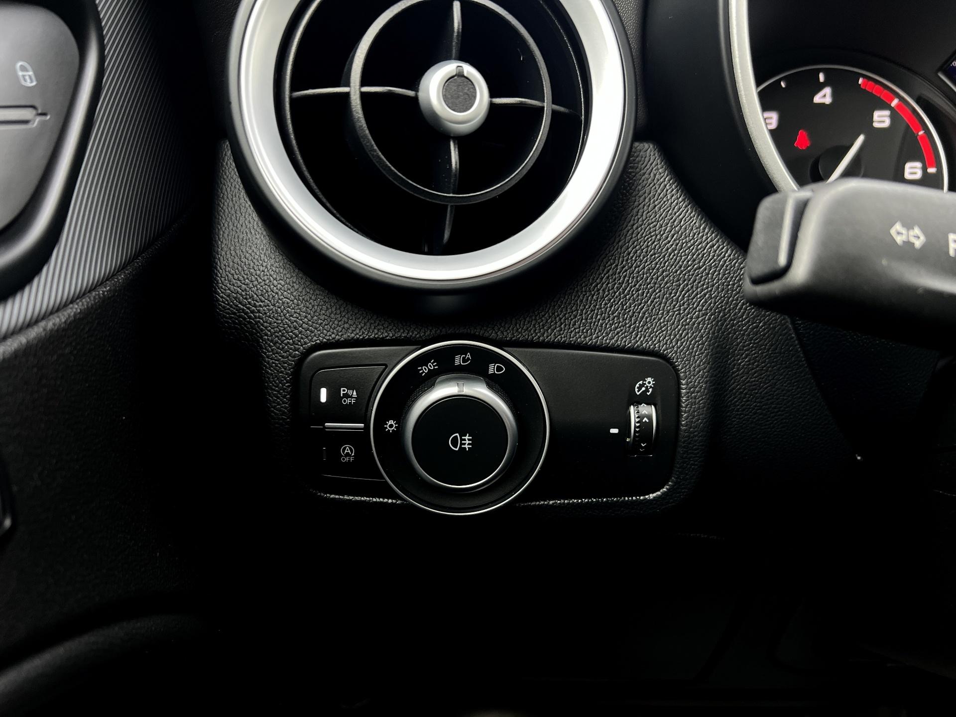 Alfa Romeo-Stelvio