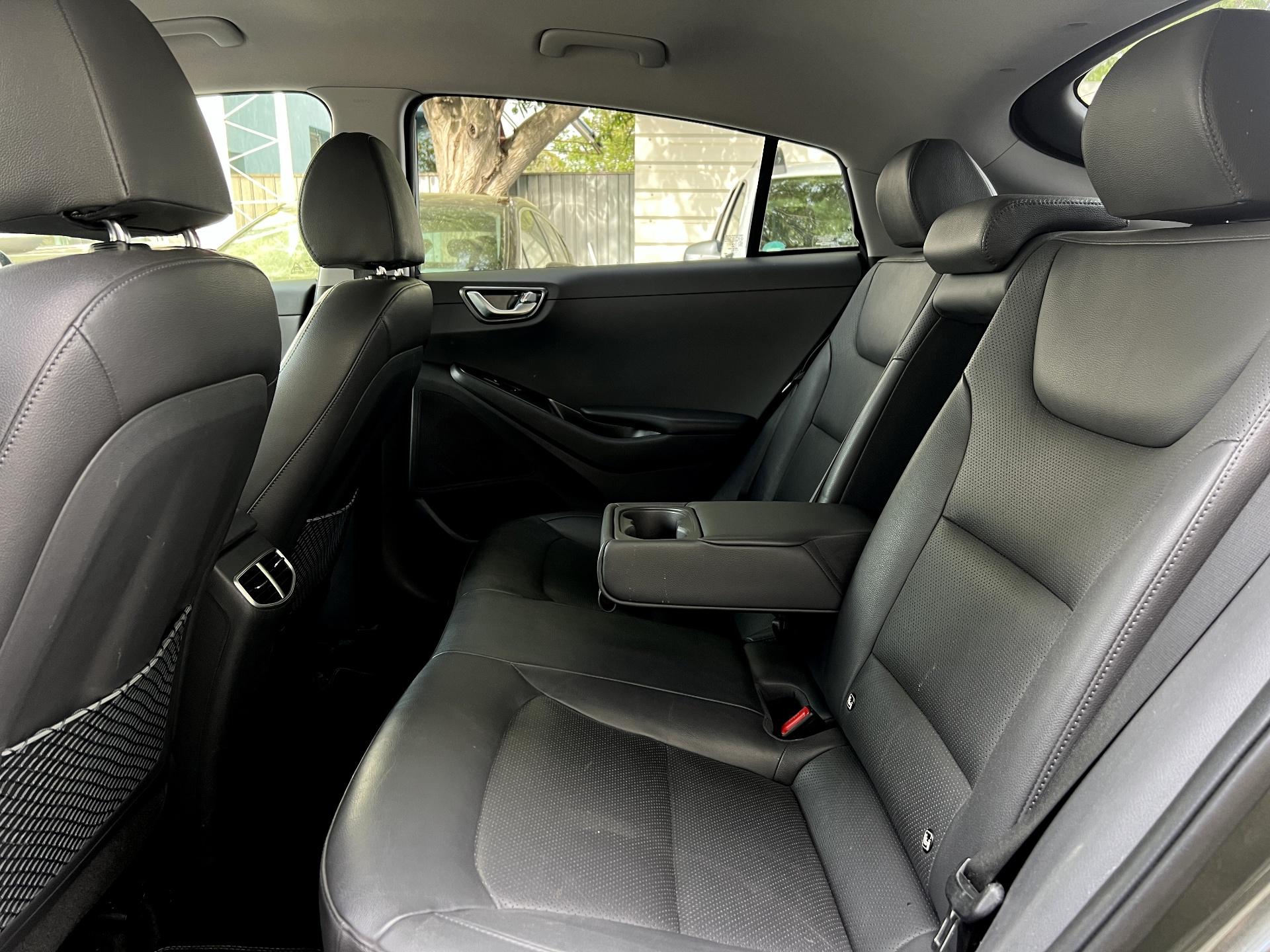 Hyundai-IONIQ