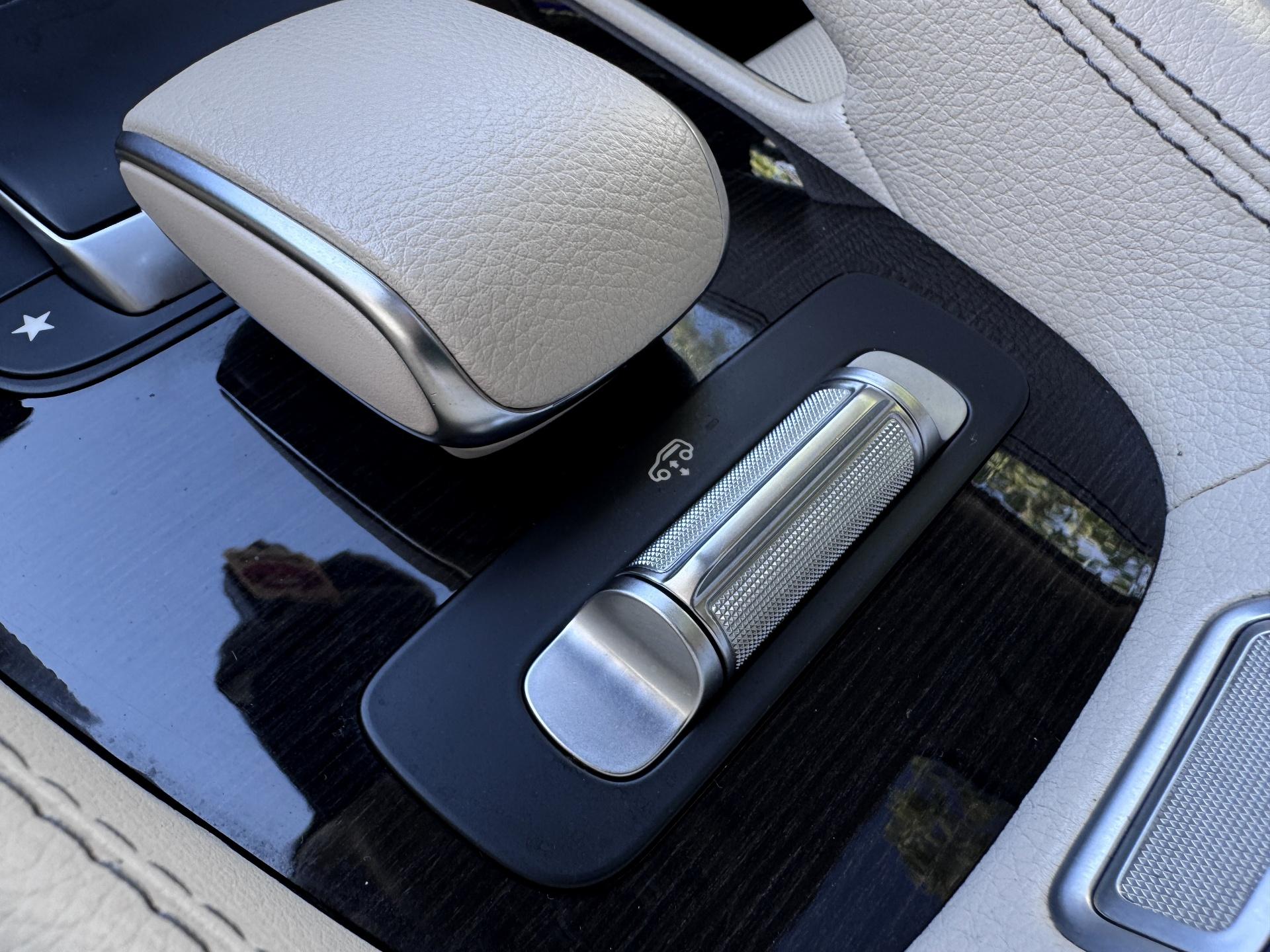 Mercedes-Benz-GLS