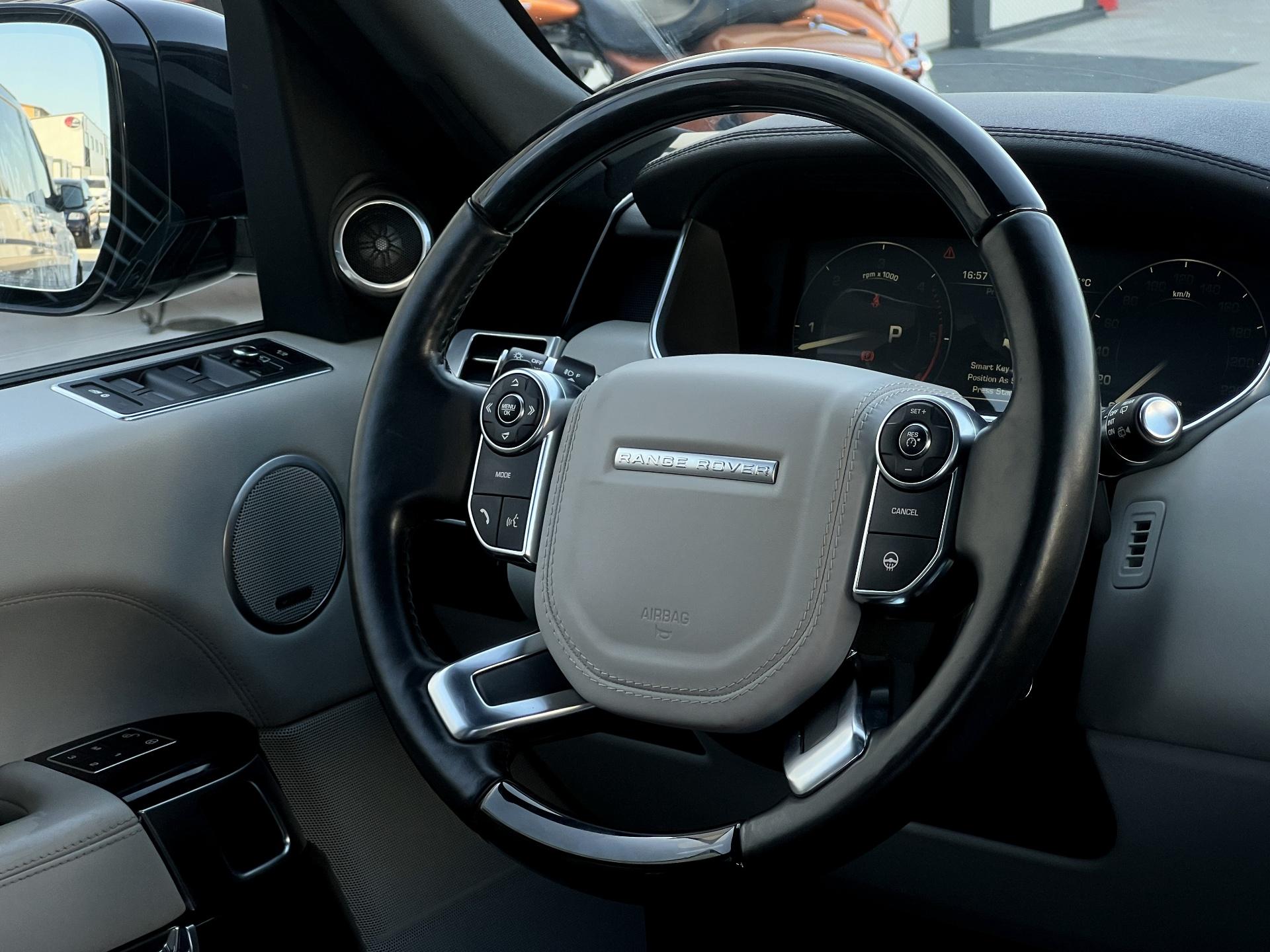 Land Rover-Range Rover