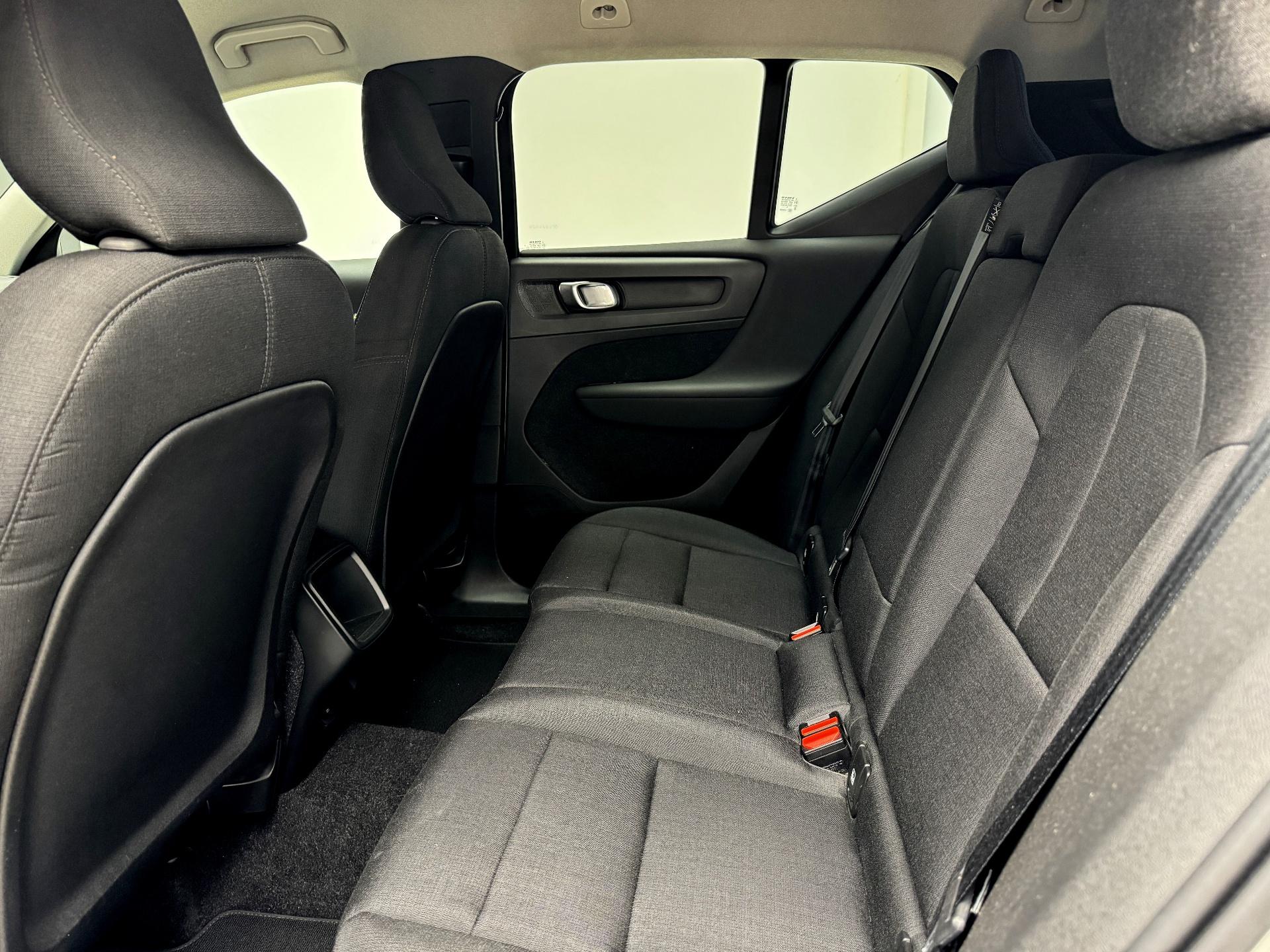 Volvo-XC 40