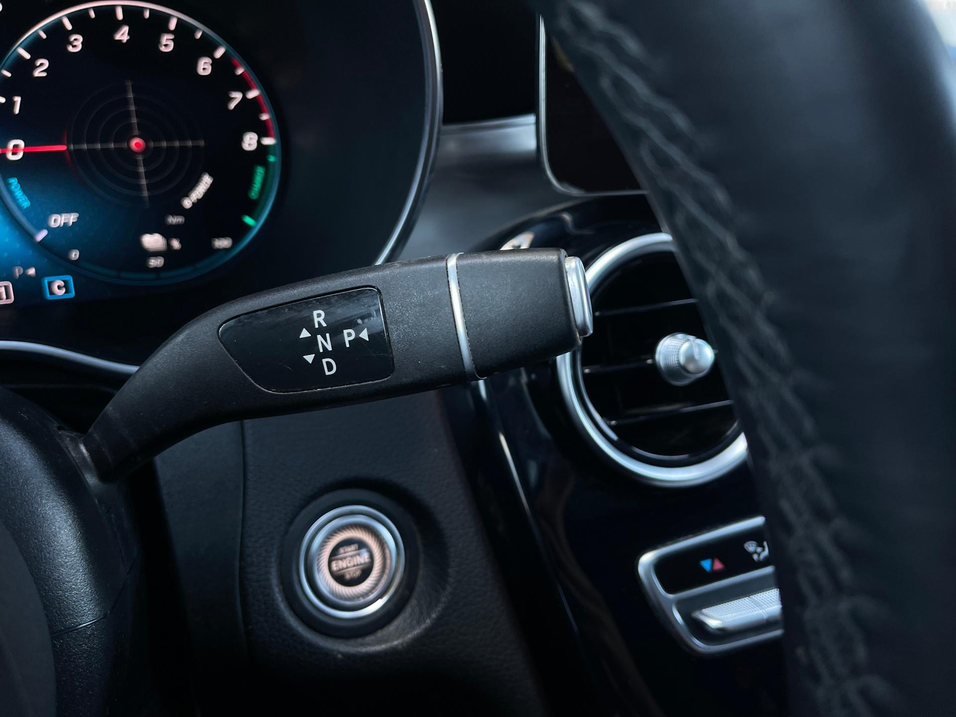 Mercedes-Benz-GLC-COUPE