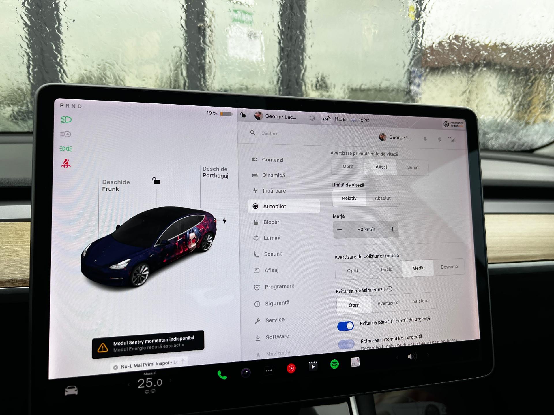 Tesla-Model 3