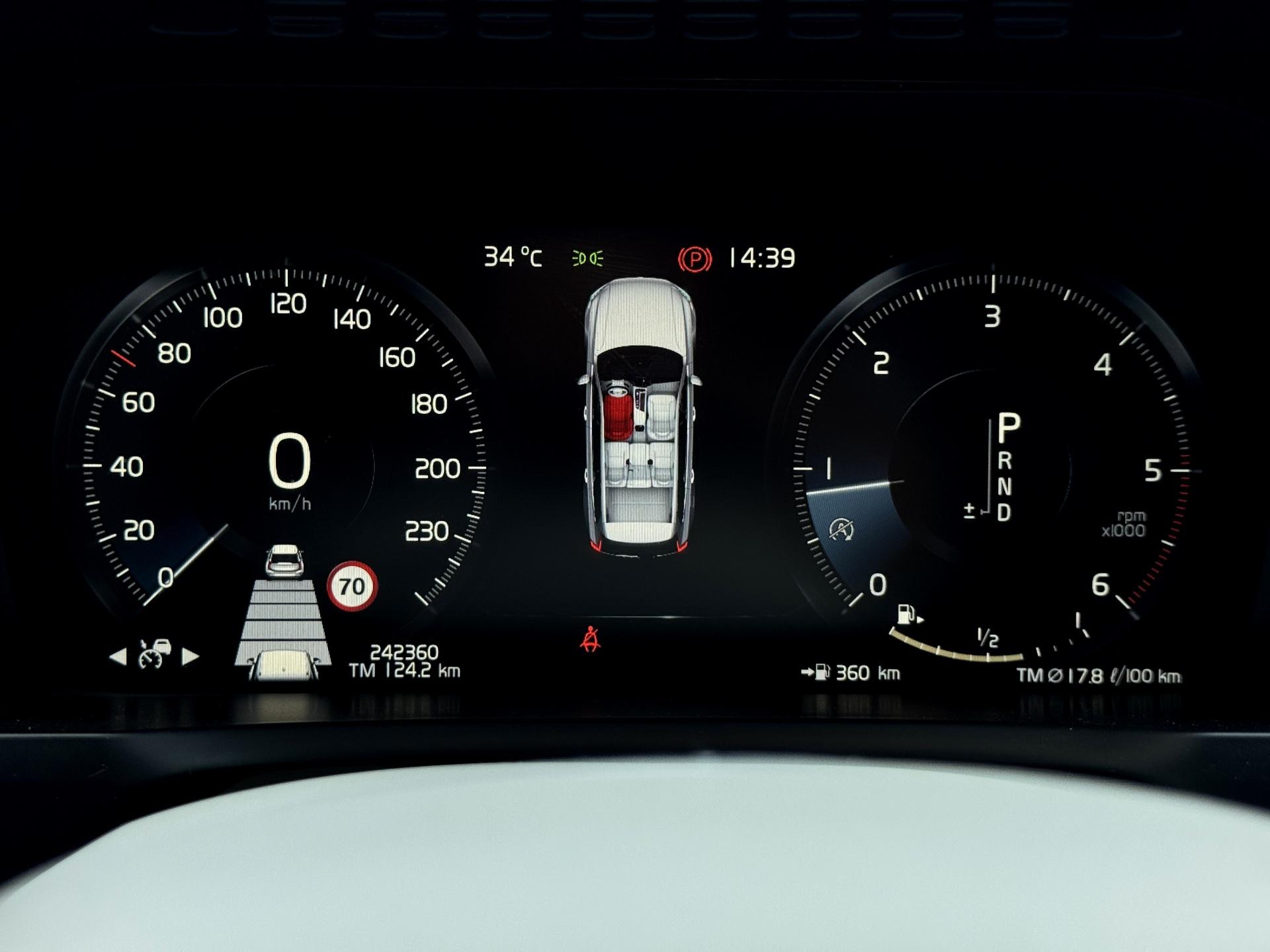 Volvo-XC 90