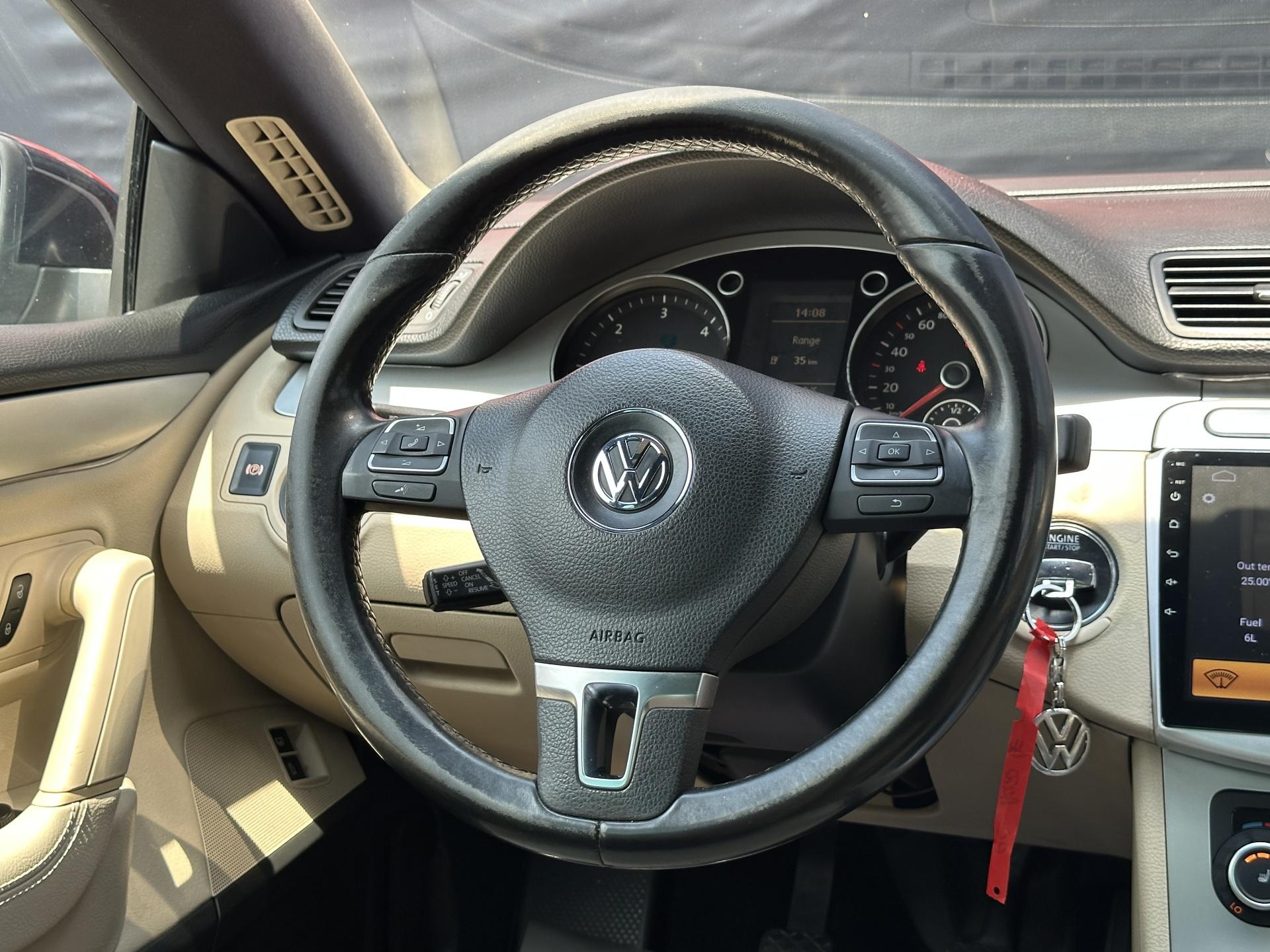 Volkswagen-Passat CC