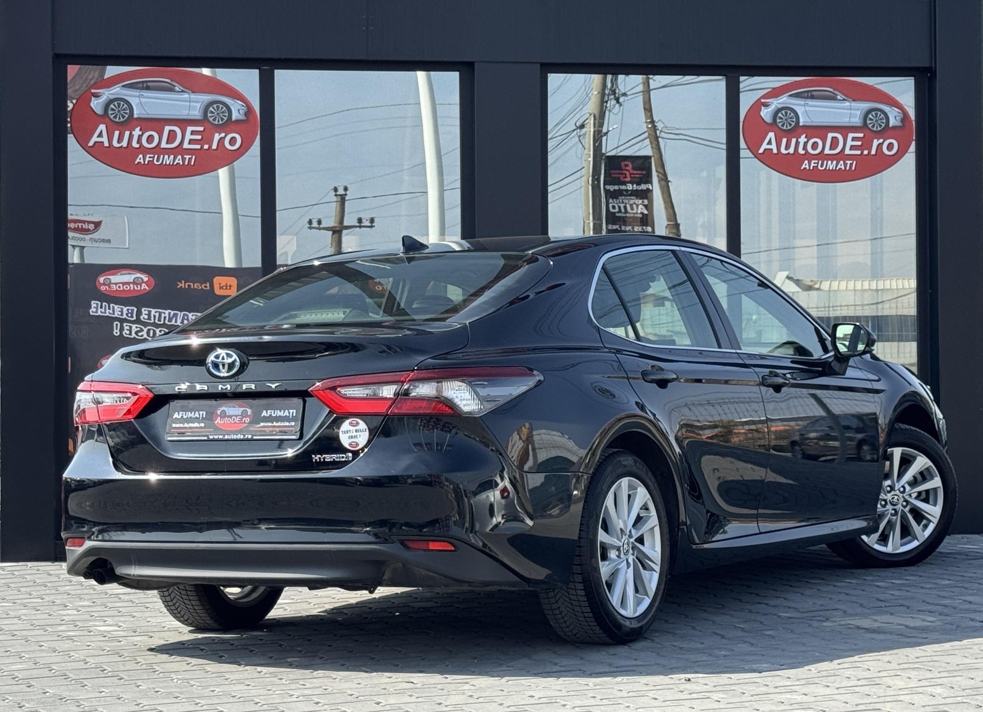 Toyota-Camry