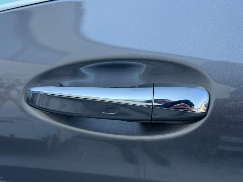 Car Thumb
