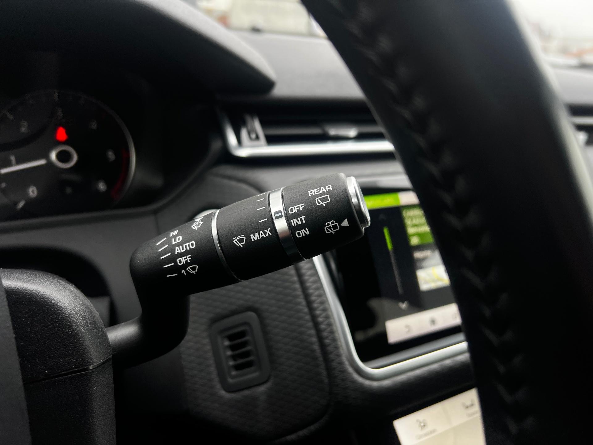 Land Rover-Range Rover Velar