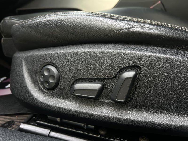 Car Thumb