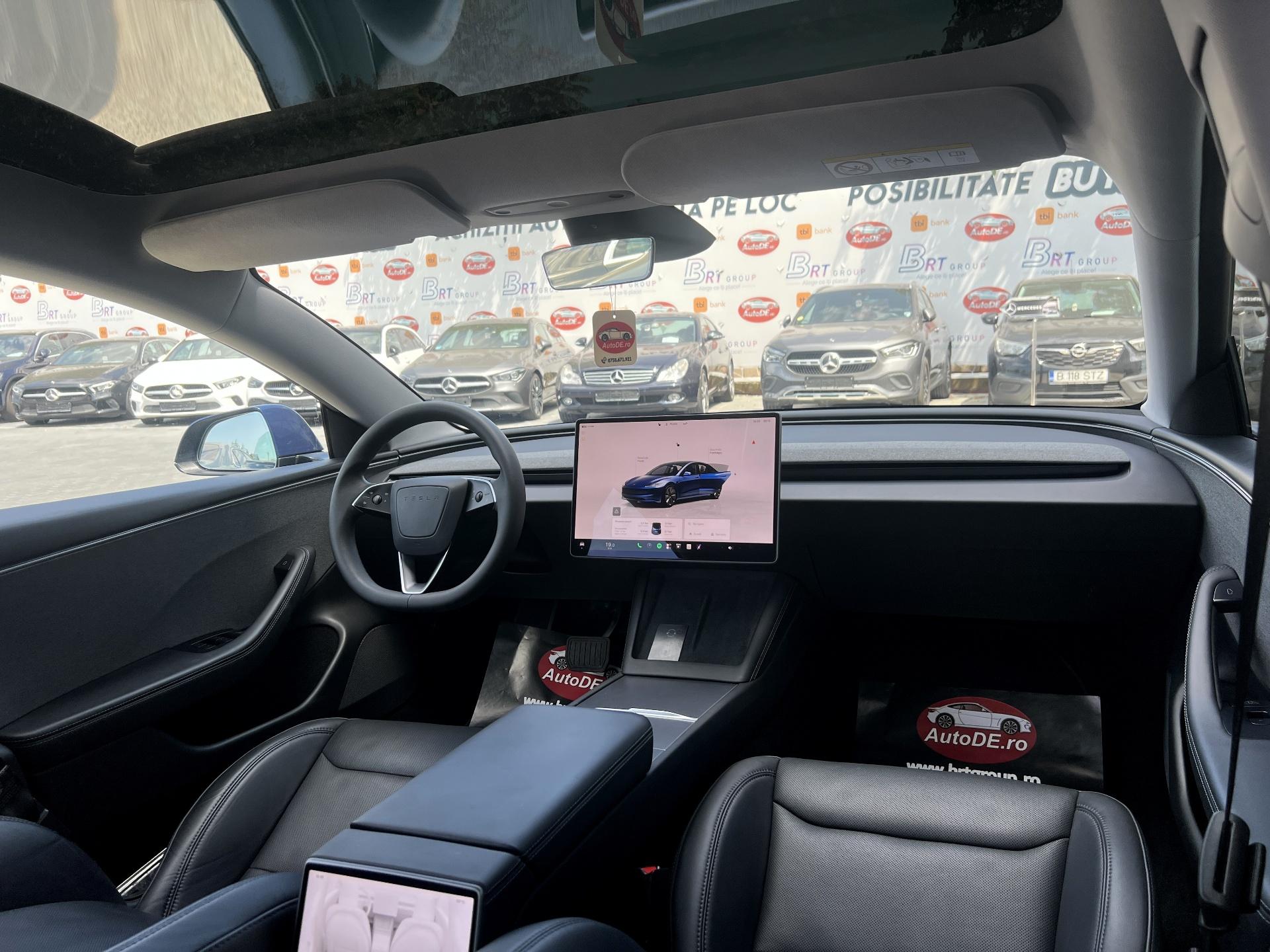 Tesla-Model 3