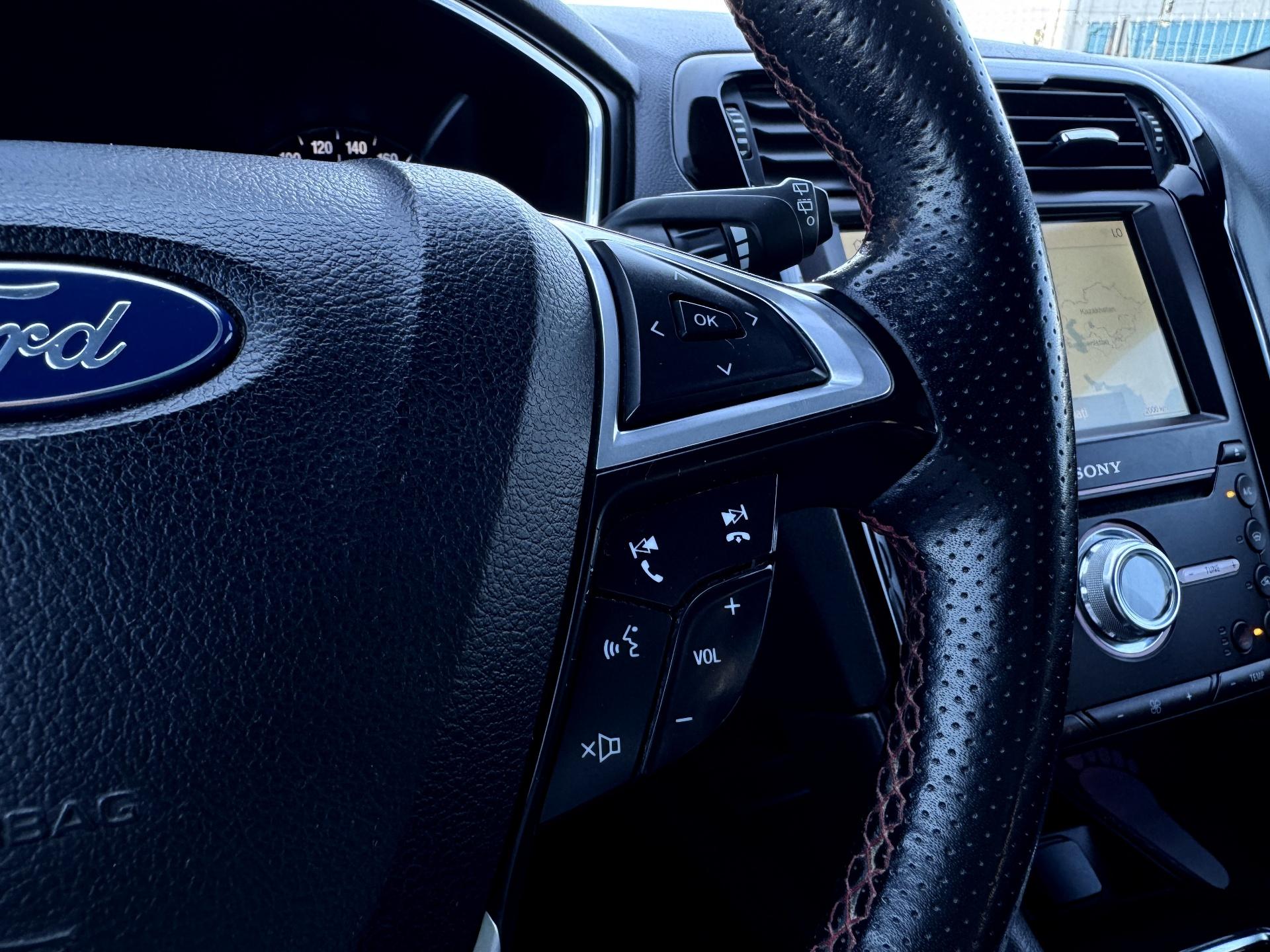 Ford-Mondeo