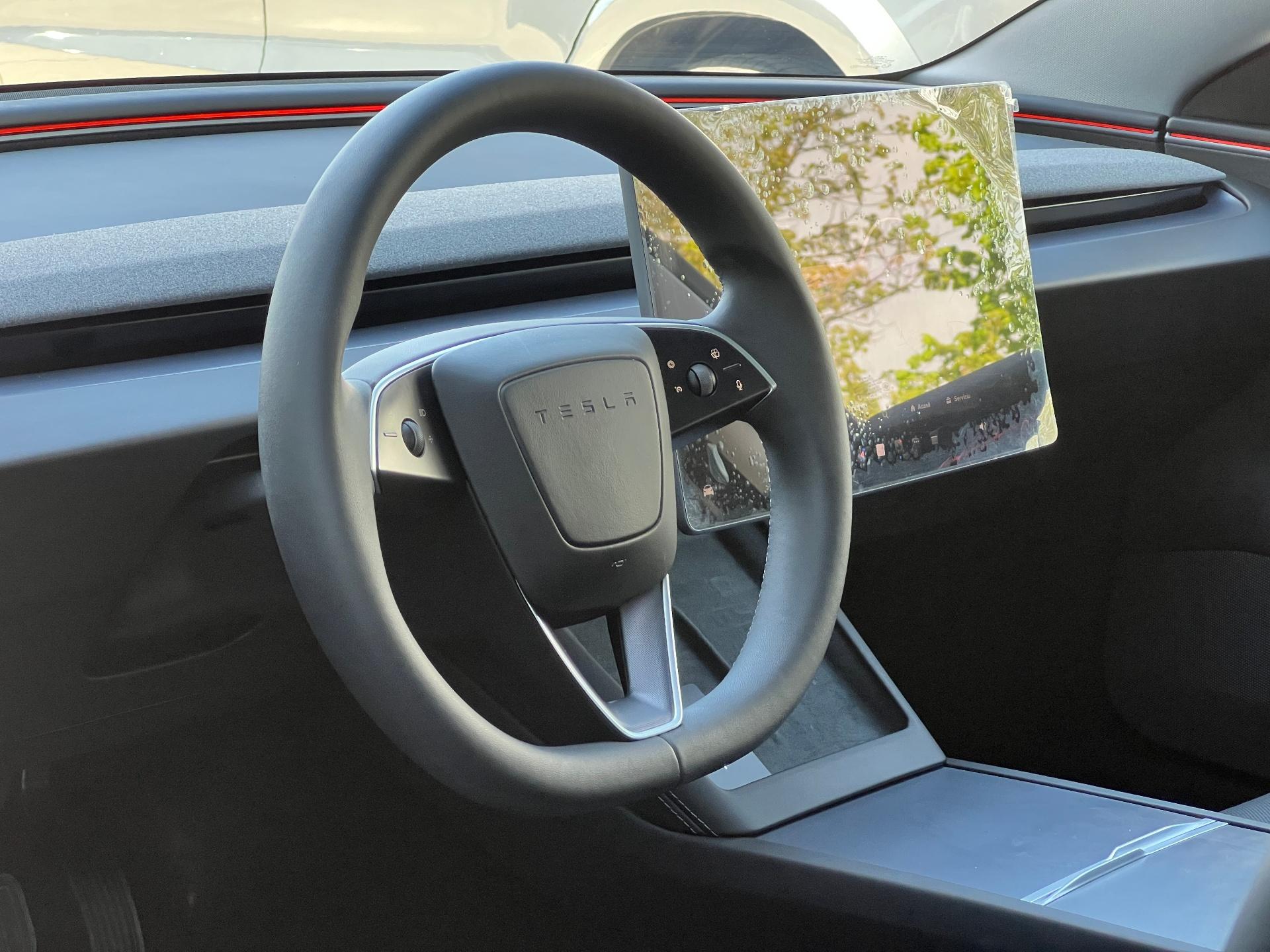 Tesla-Model 3