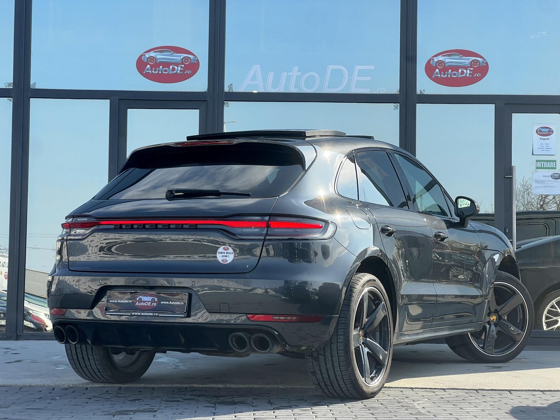 Porsche-Macan