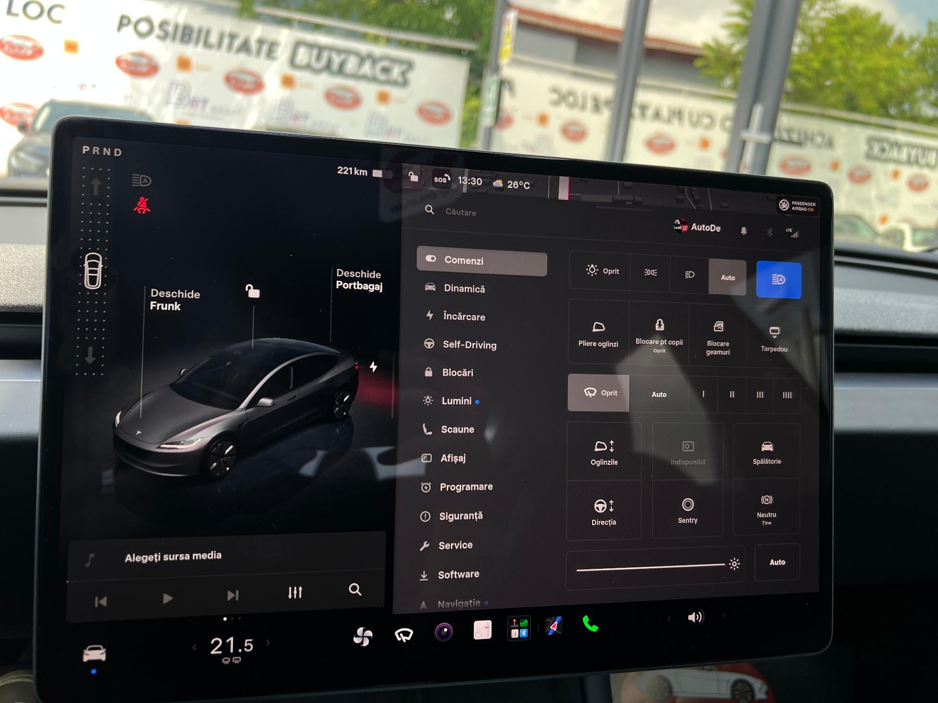 Tesla-Model 3