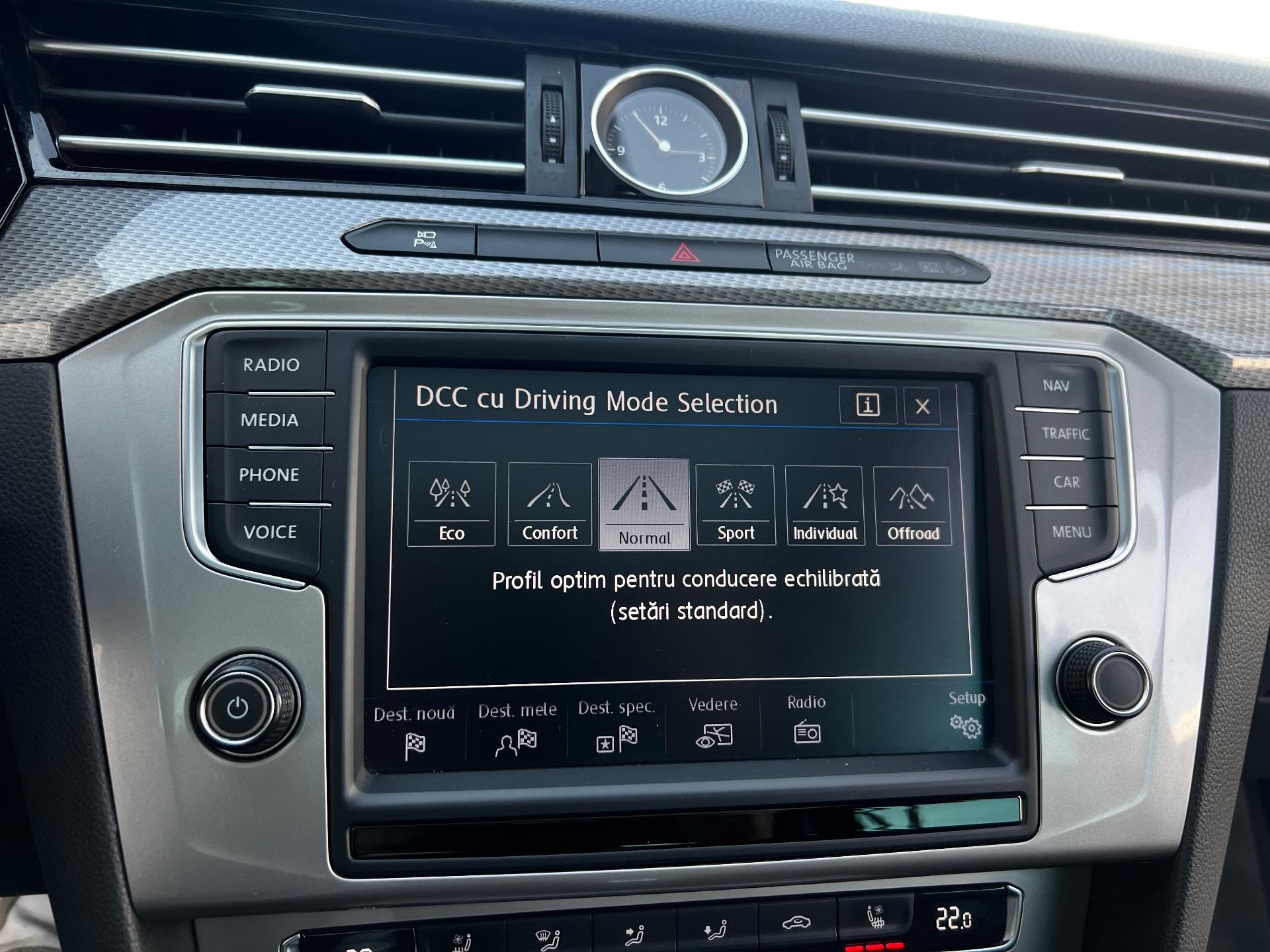 Volkswagen-Passat Alltrack