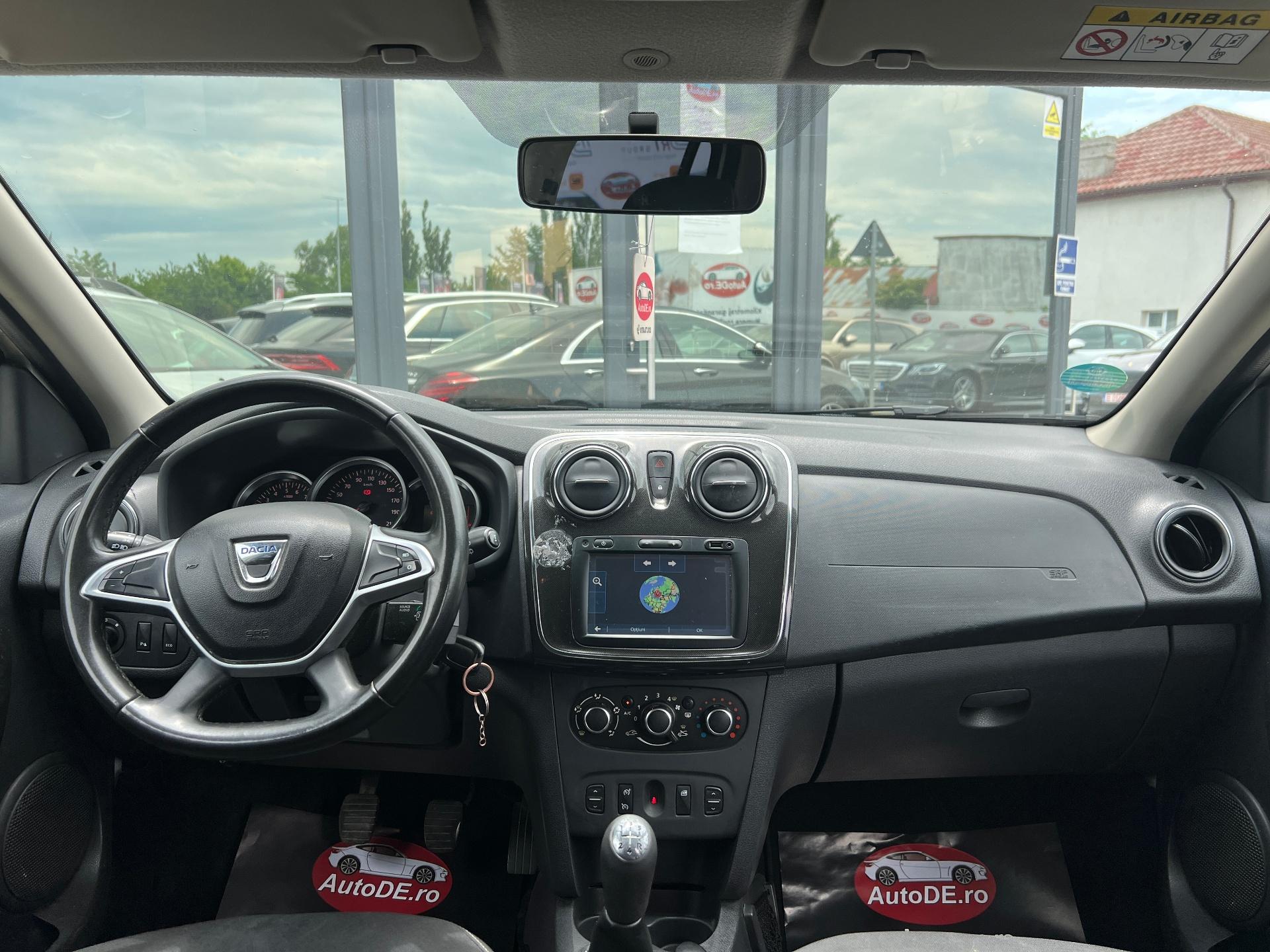 Dacia-Logan