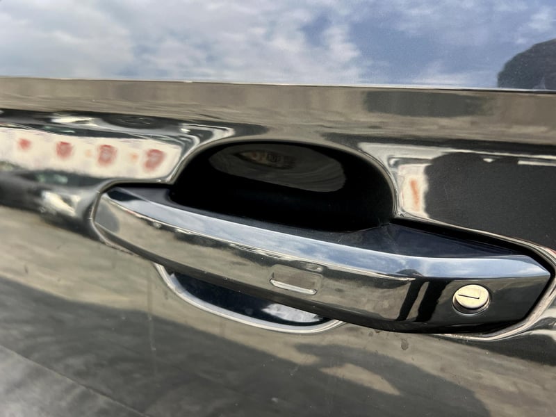 Car Thumb