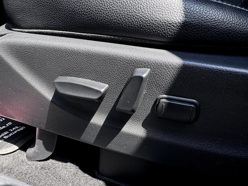 Car Thumb