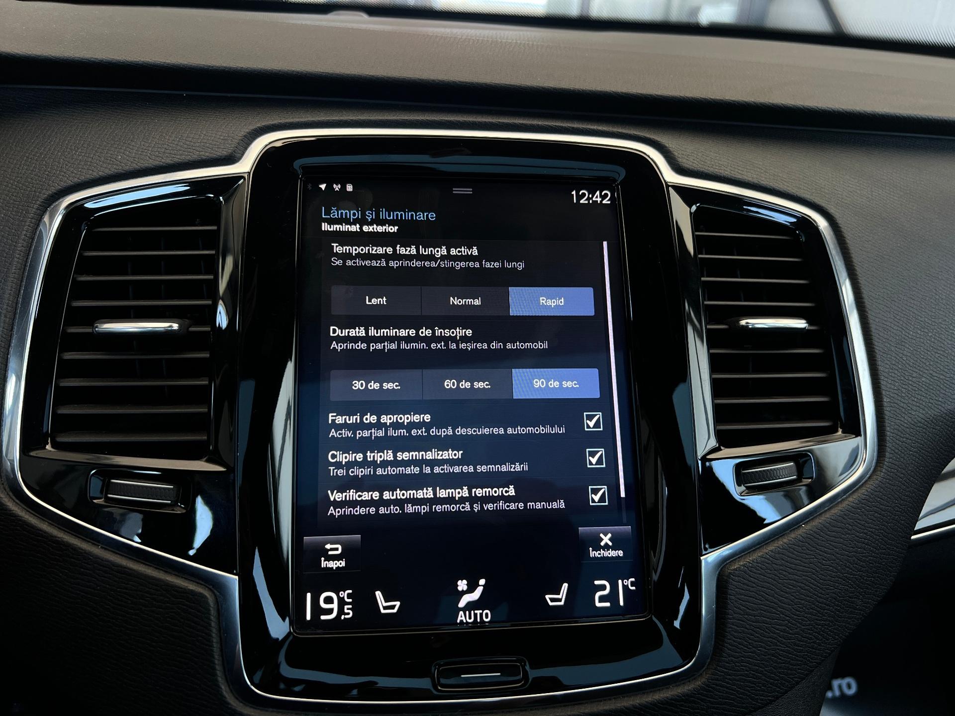 Volvo-XC 90
