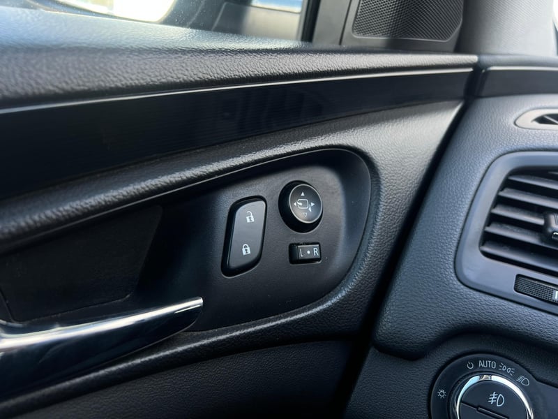Car Thumb