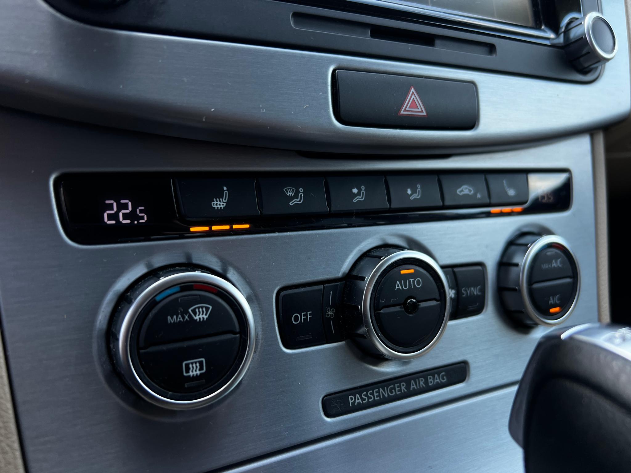 Volkswagen-Passat CC