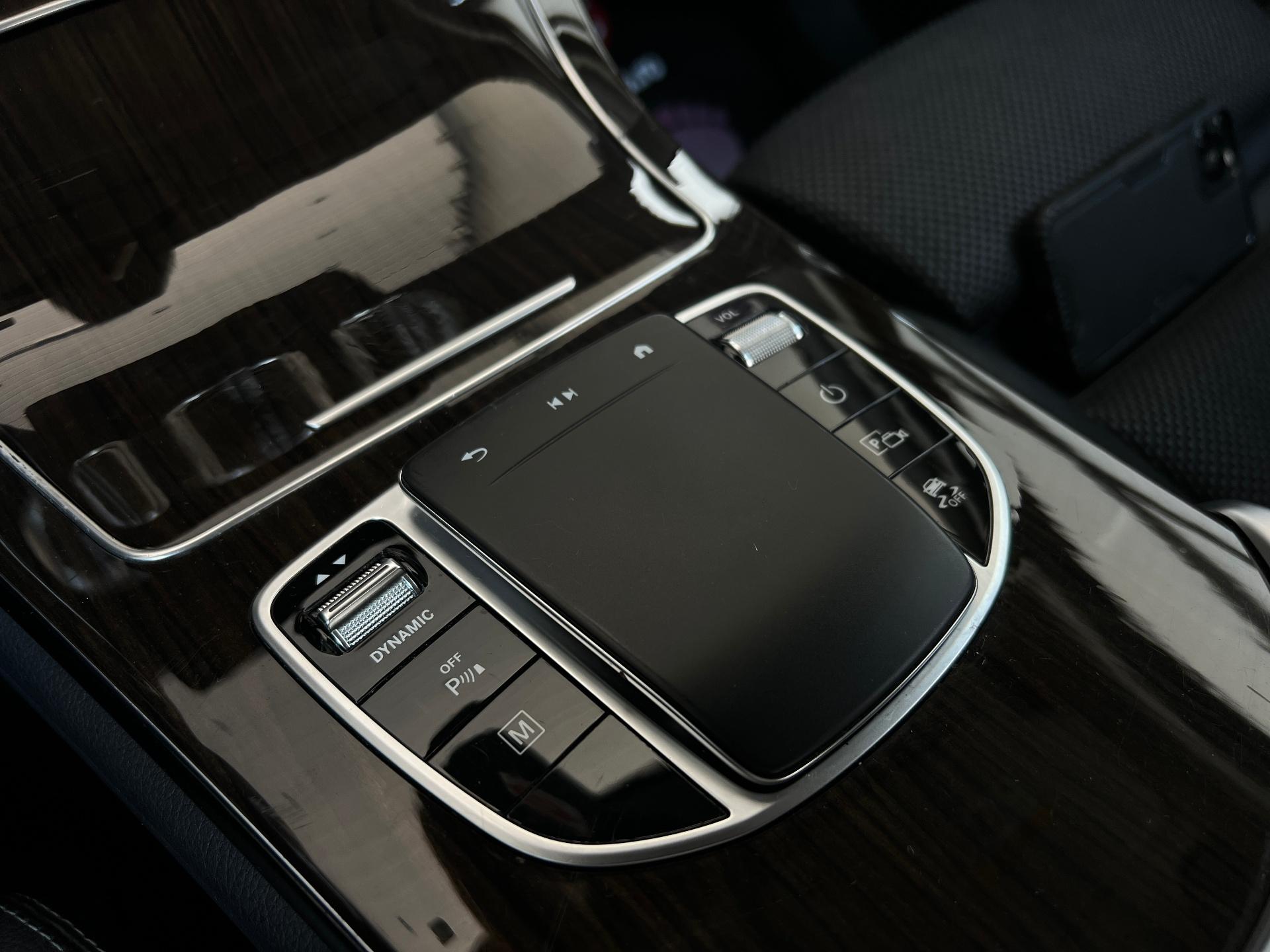 Mercedes-Benz-GLC
