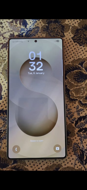 Samsung Galaxy S25 Ultra (box shown, storage variant not stated), photo 3