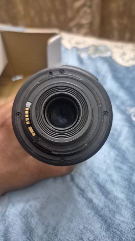 Canon EF-S 55-250mm f/4-5.6 IS Telephoto Zoom Lens, photo 4