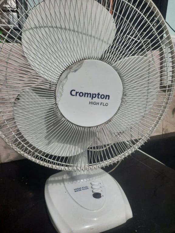 Crompton High Flo Wave Plus Table Fan