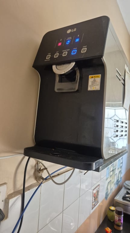 LG Hot and Cold RO Water Purifier