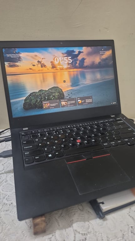 Lenovo ThinkPad Laptop, photo 2