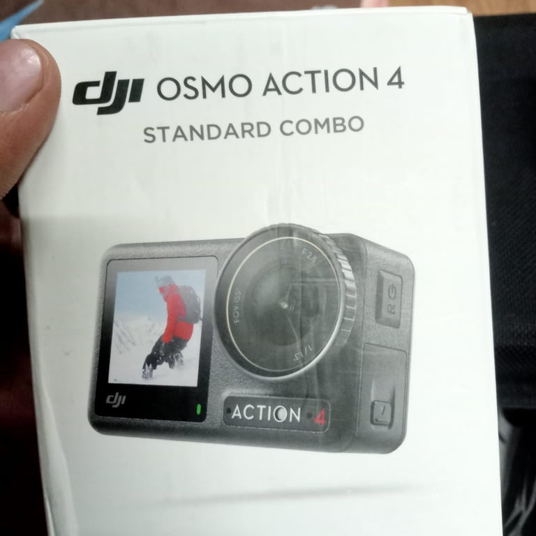 DJI Osmo Action 4 Standard Combo