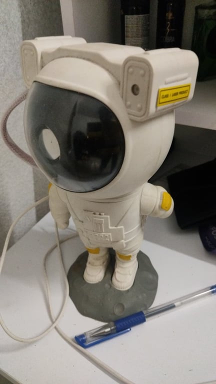 Astronaut Galaxy Star Projector Lamp