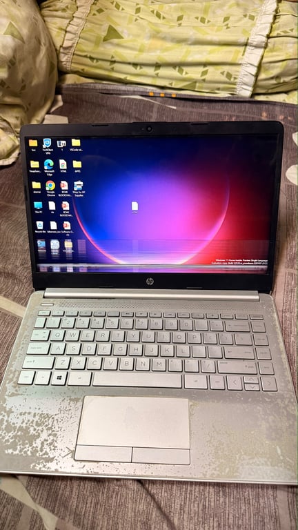 HP Laptop (Silver), photo 3